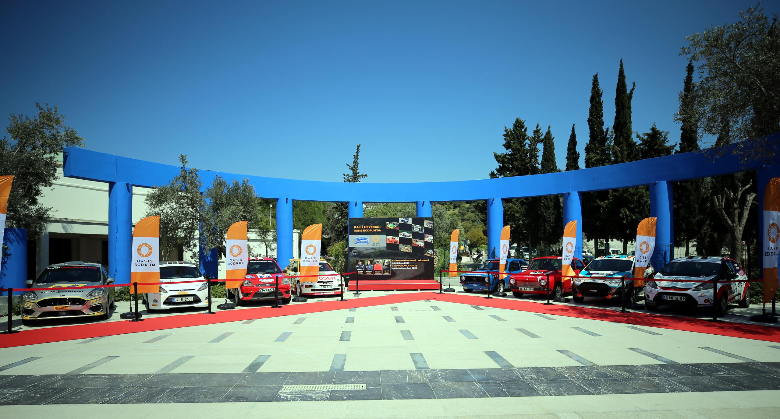 şampiyon pilotların yarışacağı Ralli Bodrum öncesi araçlar sergileniyor