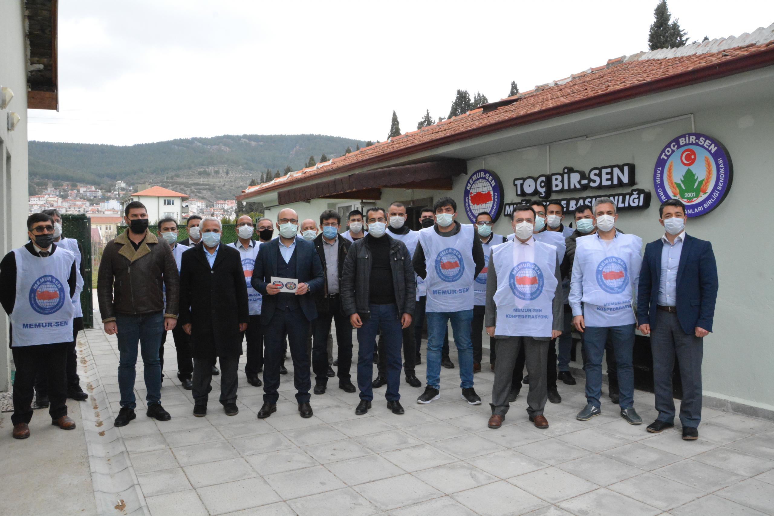 KÖSEOĞLU:  “BUNLAR OLSA OLSA AMİRAL ESKİSİ"