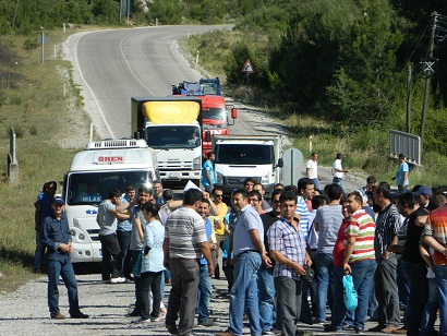 Özelleştirmeye karşı zincirli eylem