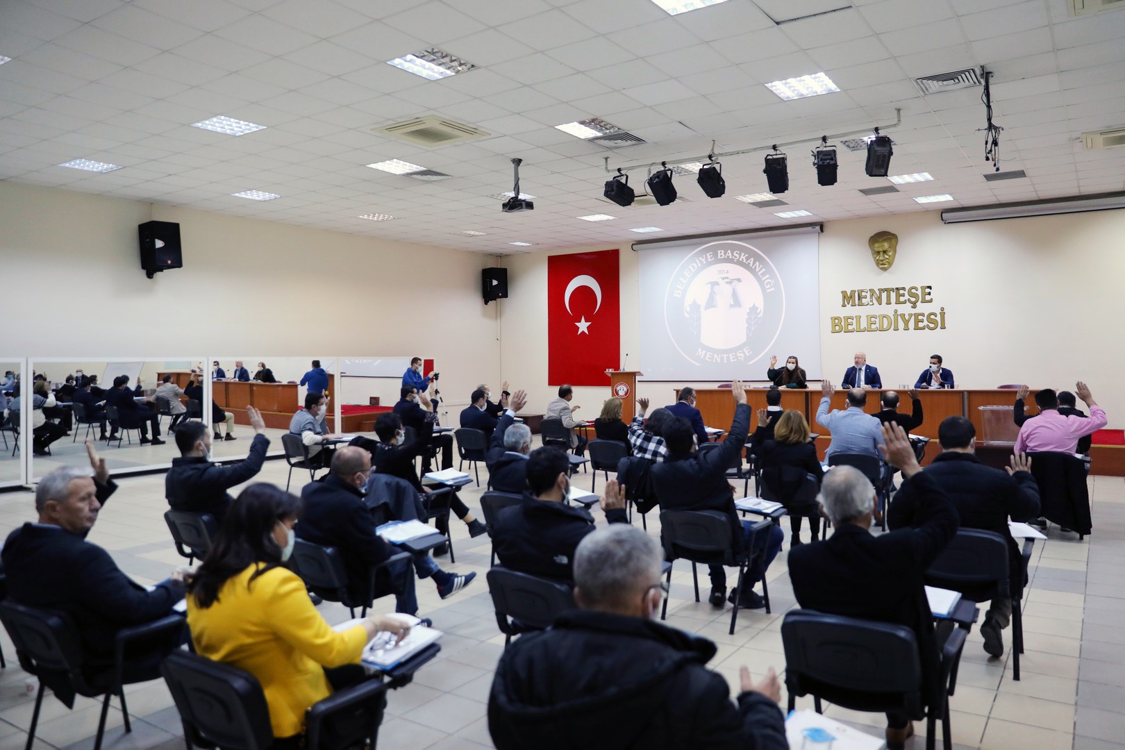 MENTEŞE BELEDİYESİ KİRA İNDİRİMLERİNİ 2 AY UZATTI