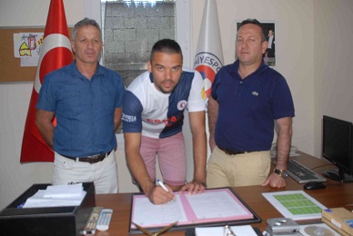 Fethiyespor’da transfer sürüyor