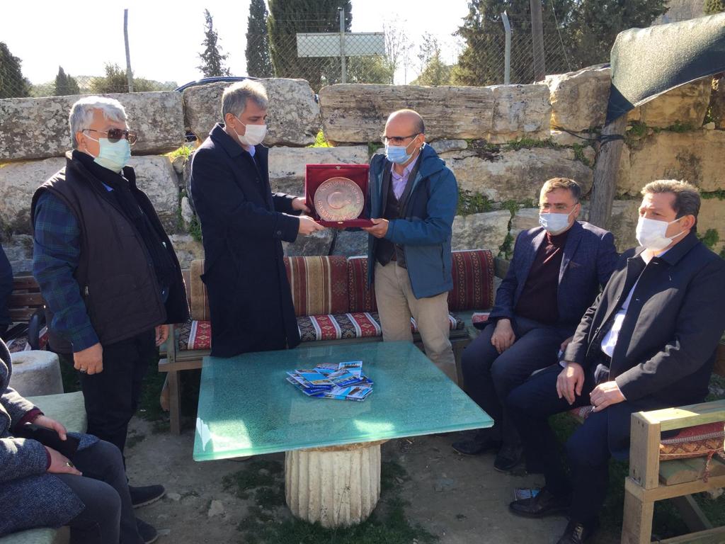Kültür ve Turizm Bakan Yardımcısı Alpaslan Stratonikeia’da