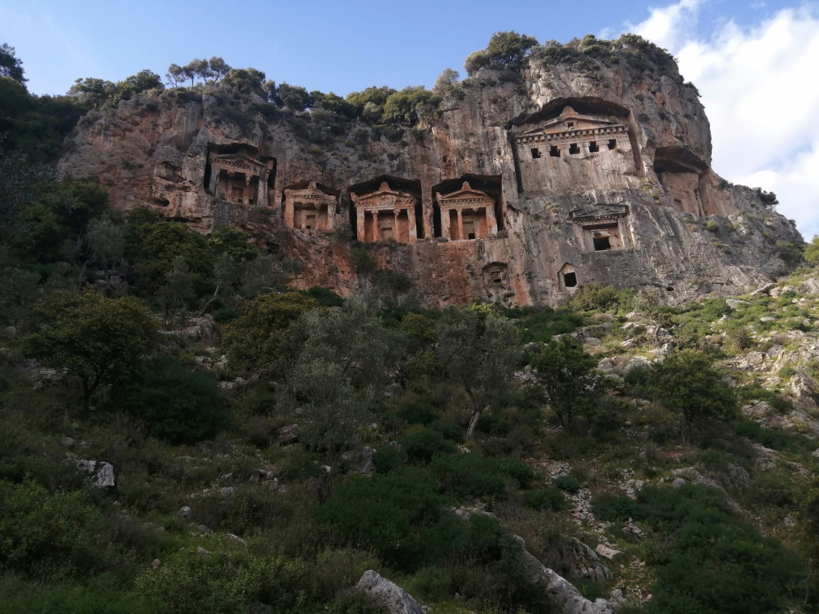 BAKANLIK KAYA MEZARLARI İÇİN HAREKETE GEÇTİ