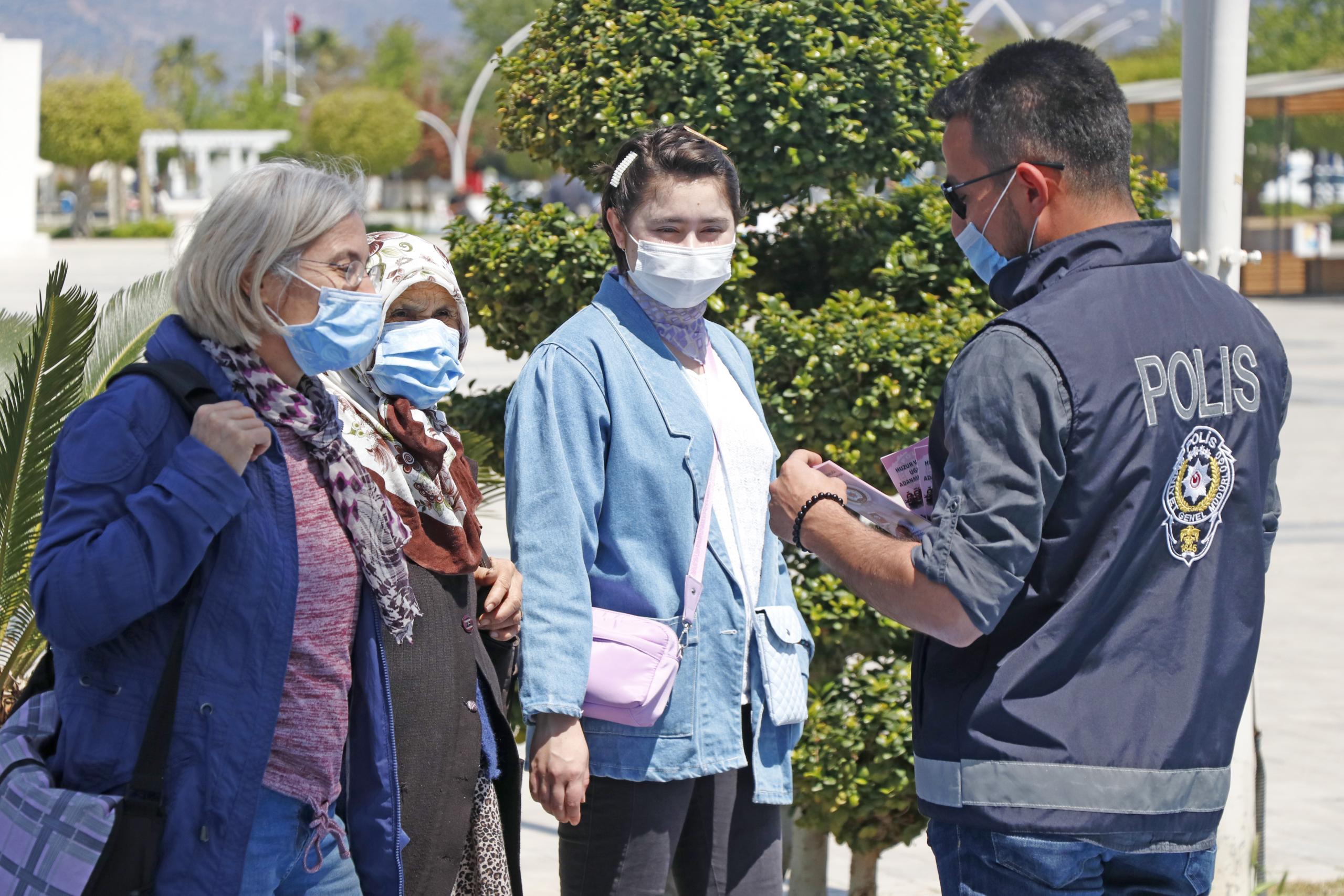  kadınlar KADES hakkında bilgilendirildi