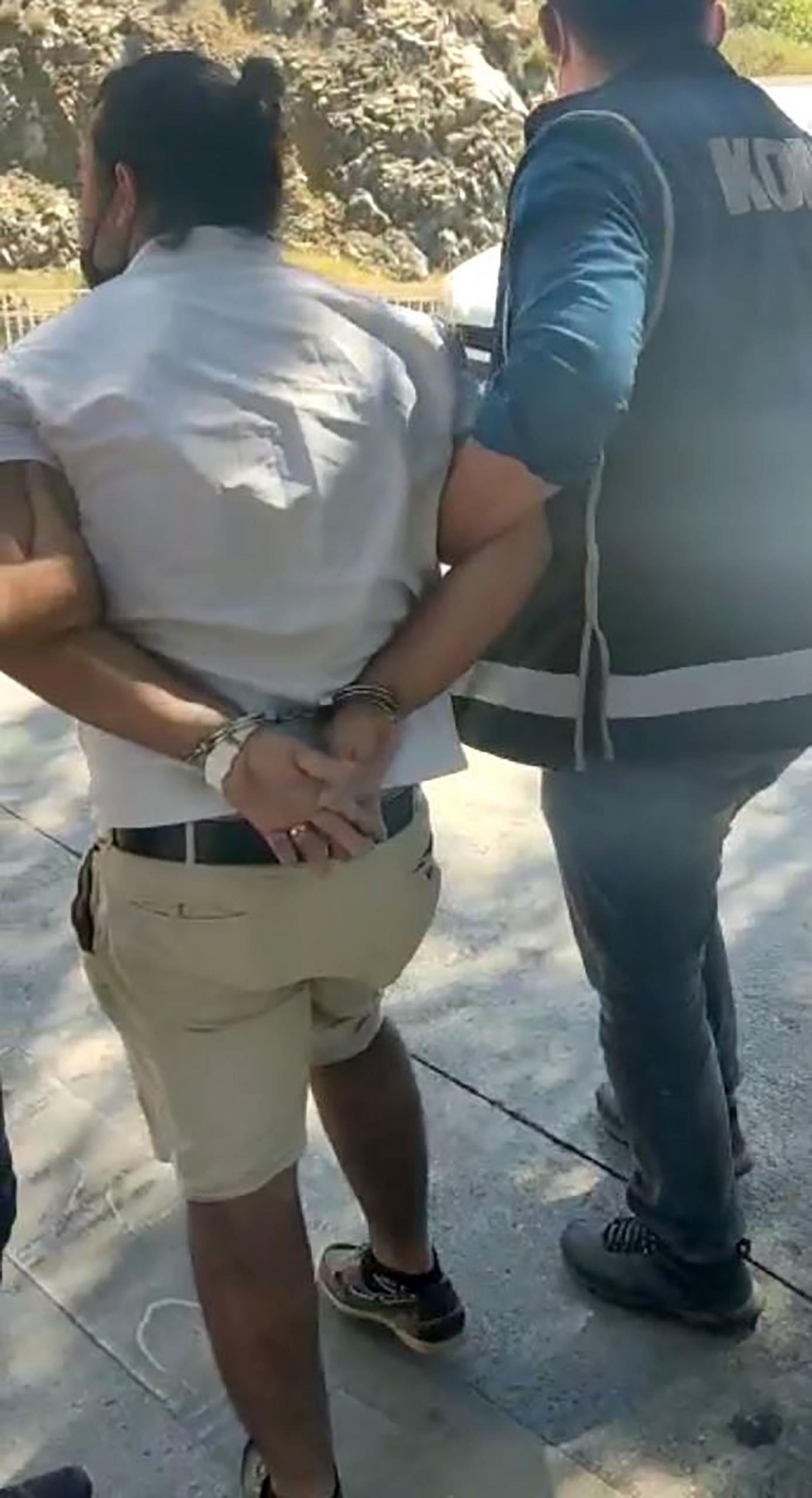  FETÖ üyelerini yurt dışına kaçırdıkları iddia edilen 5 şüpheli yakalandı