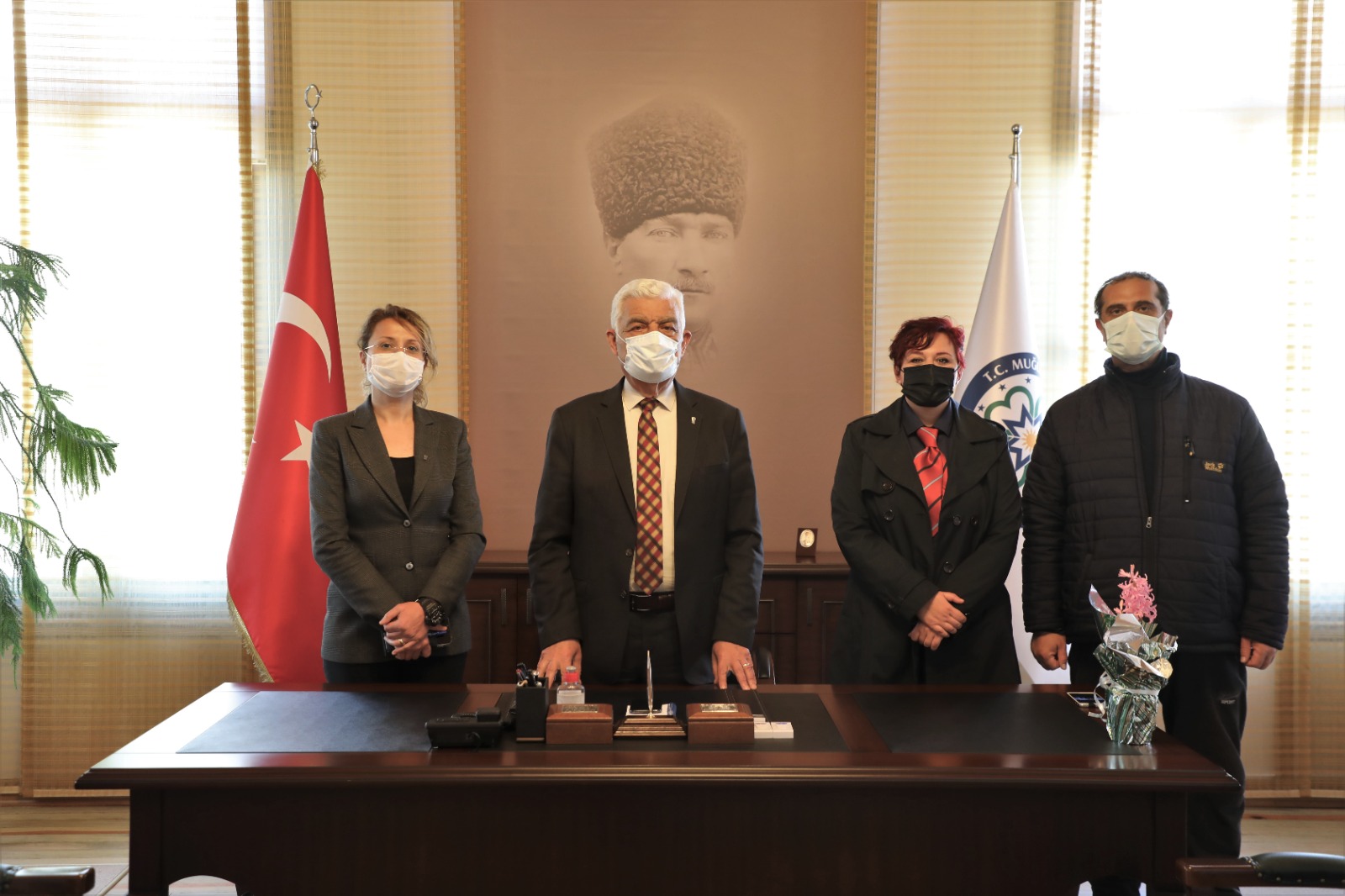 SAATÇİ’DEN BAŞKAN GÜRÜN’E ZİYARET