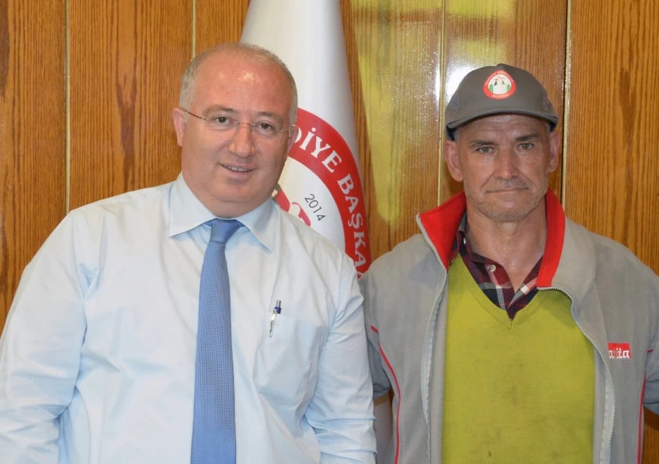 MUĞLA’NIN SEVİLEN YÜZÜ YAŞAR, COVİD-19 OLDU