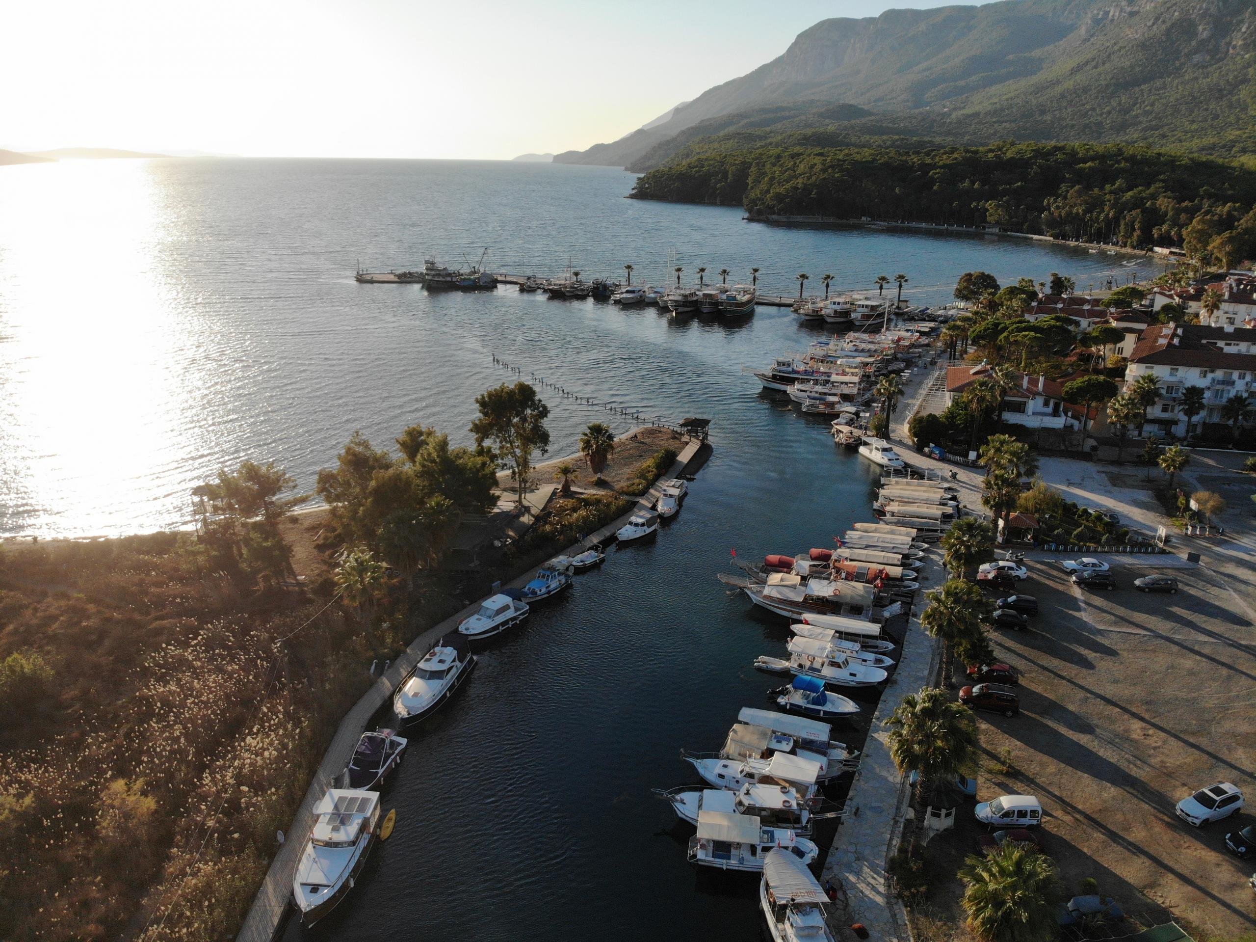 Muğla'da sahiller kısıtlamadan muaf tutulan turistlere kaldı