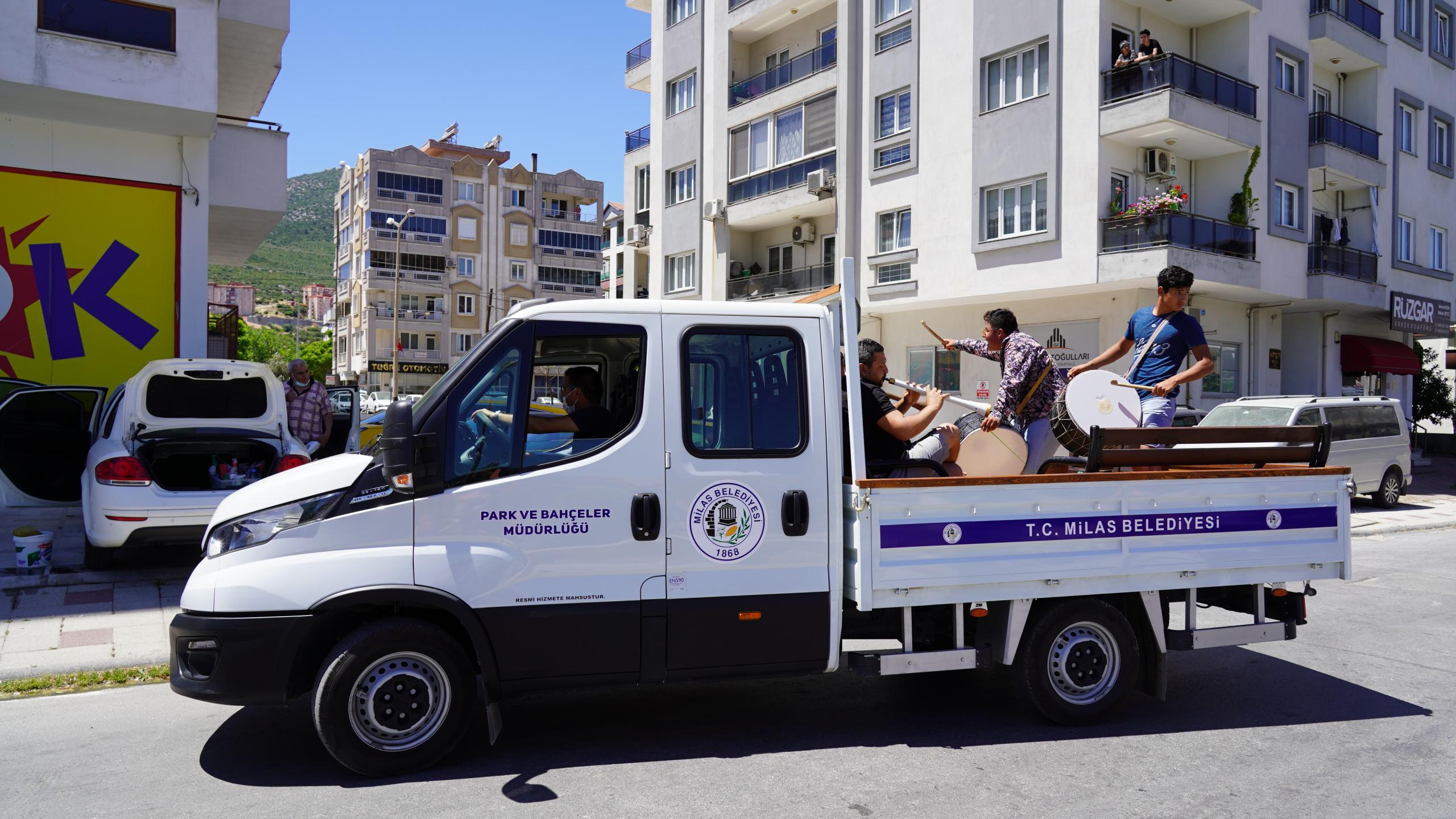 DAVULLU ZURNALI BAYRAM KUTLAMASI