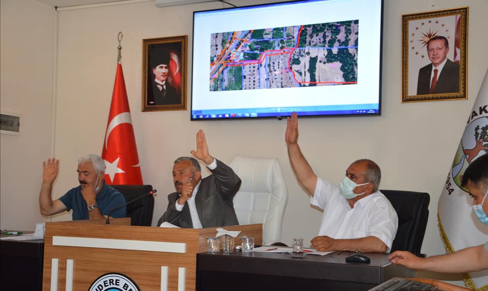 KAVAKLIDERE BELEDİYESİ’NDEN ESNAFA DESTEK