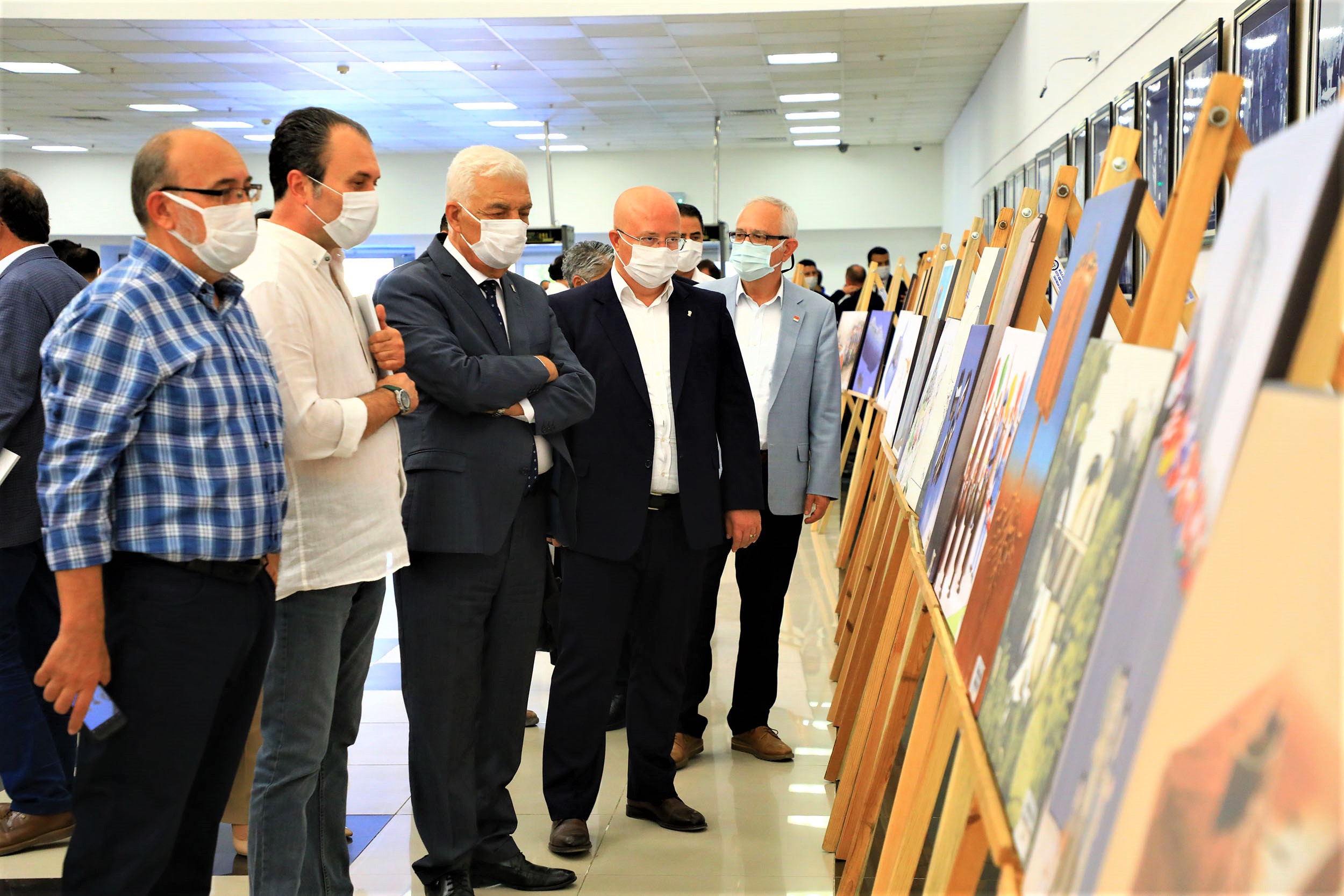 KARİKATÜR YARIŞMASININ BAŞVURU TARİHİ UZATILDI