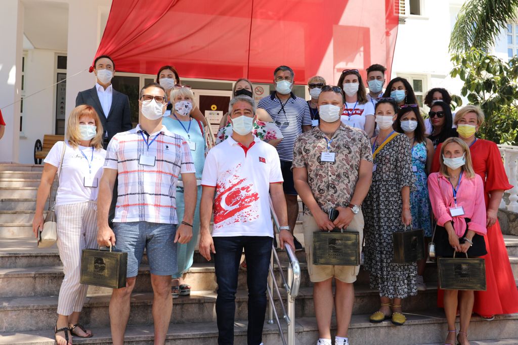 Ukrayna'dan gelen yöneticiler ve acente temsilcileri Marmaris'i gezdi