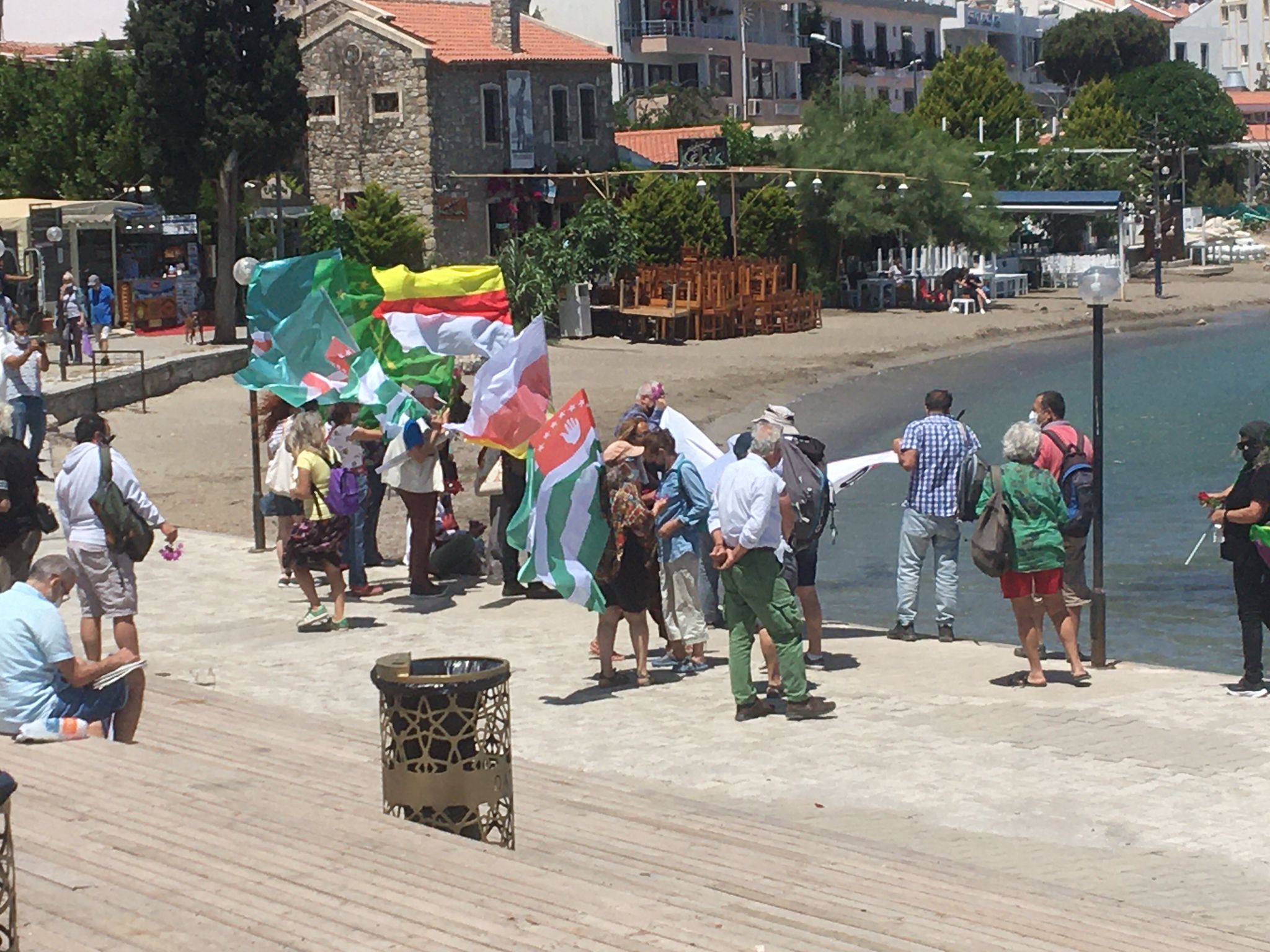 İsrail'in Gazze'ye yönelik saldırıları protesto edildi