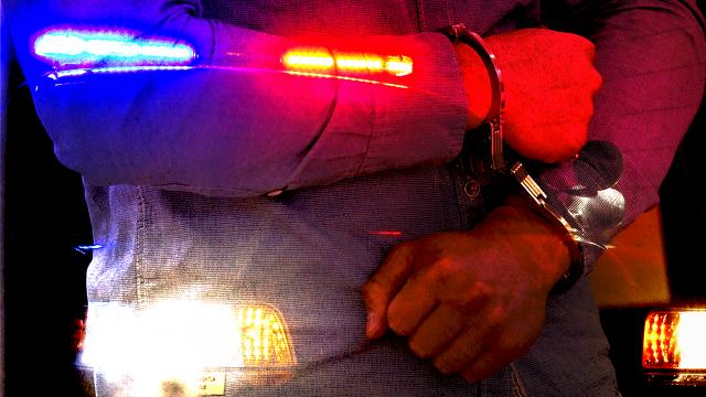 Suç örgütü elebaşı Peker ile bağlantılı 3 kişi gözaltında