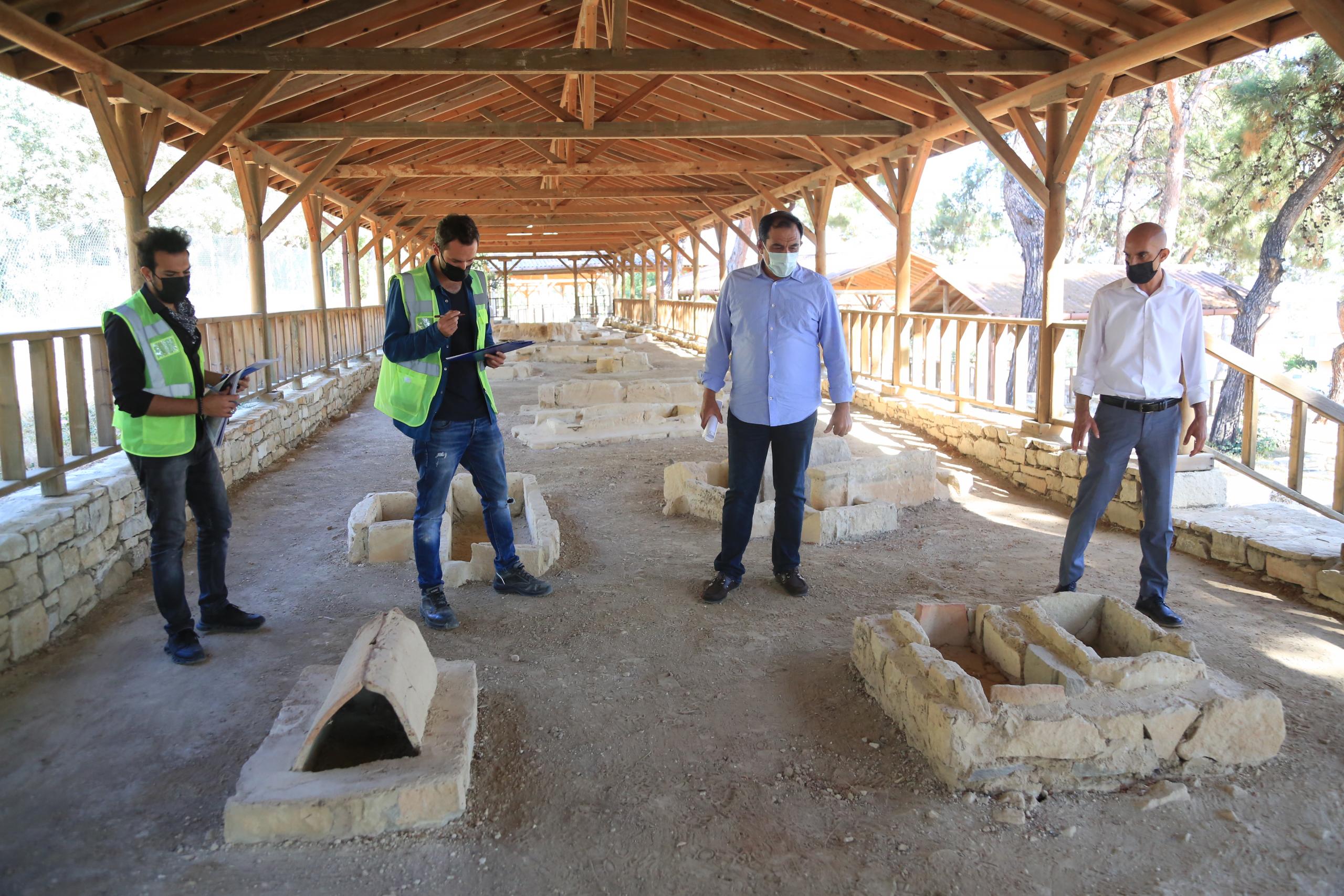 Muğla'da maden sahasından çıkarılan tarihi eserler arkeoloji parkına taşınıyor