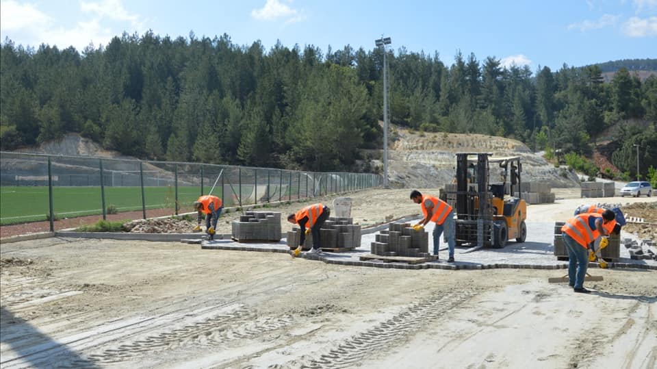 DEMİR:  “MENTEŞE MAHALLEMİZ NİZAMİ FUTBOL SAHASINA KAVUŞTU”