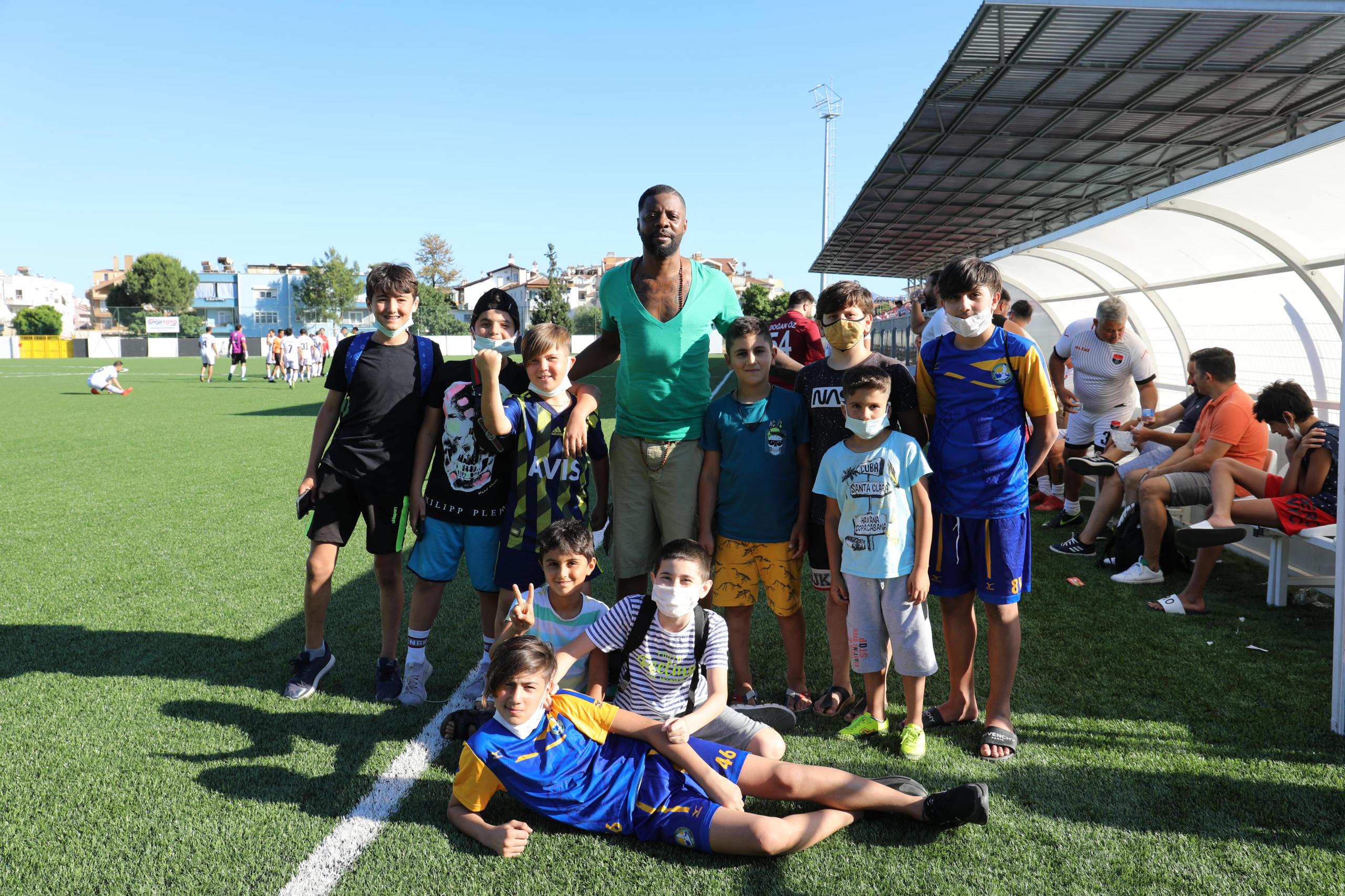 Marmaris Master Cup Futbol Turnuvası başladı