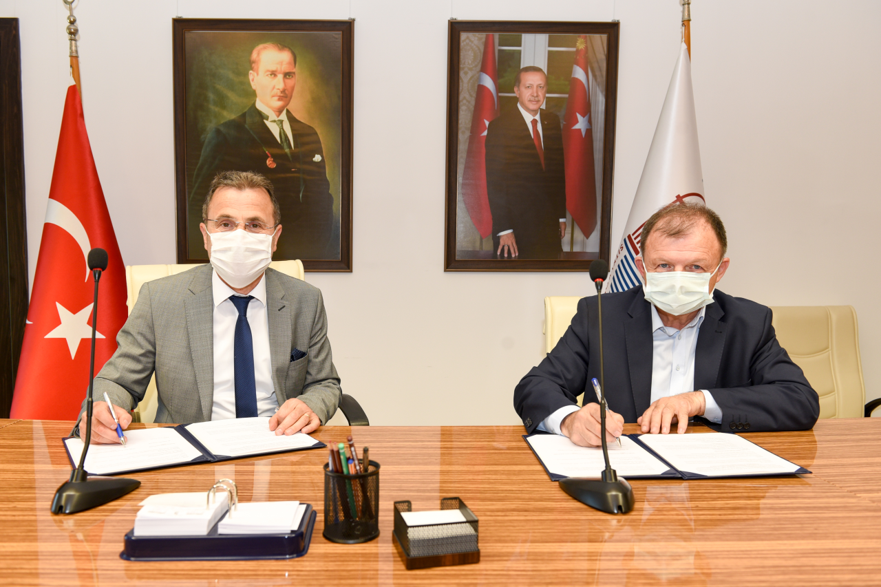 SAĞLIK ALANINDA İŞ BİRLİĞİ PROTOKOLÜ İMZALANDI