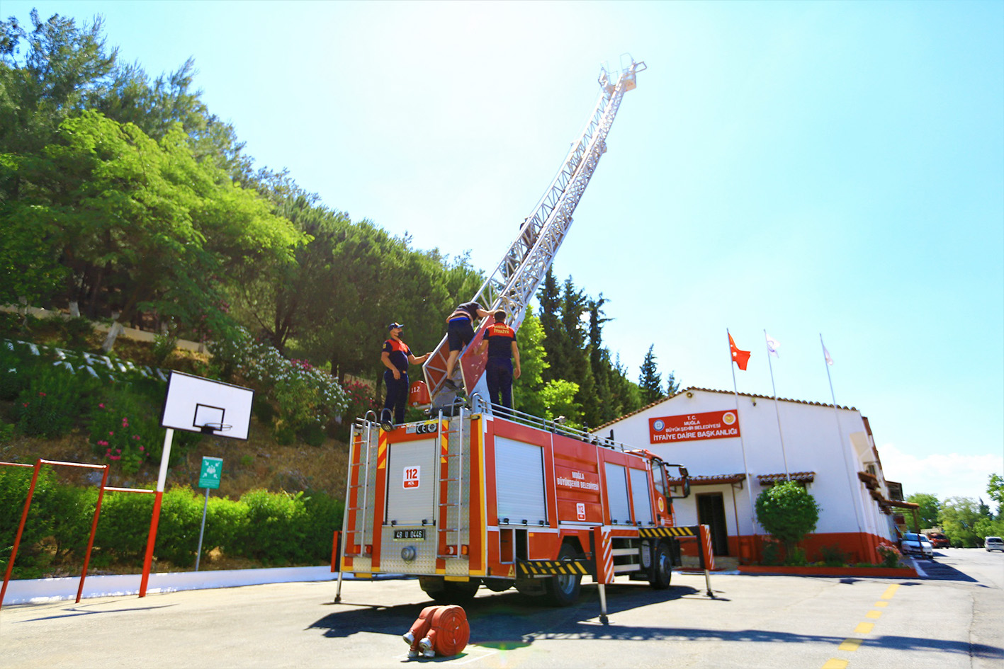 Alev savaşçıları zor parkurlarda ter döküyorlar