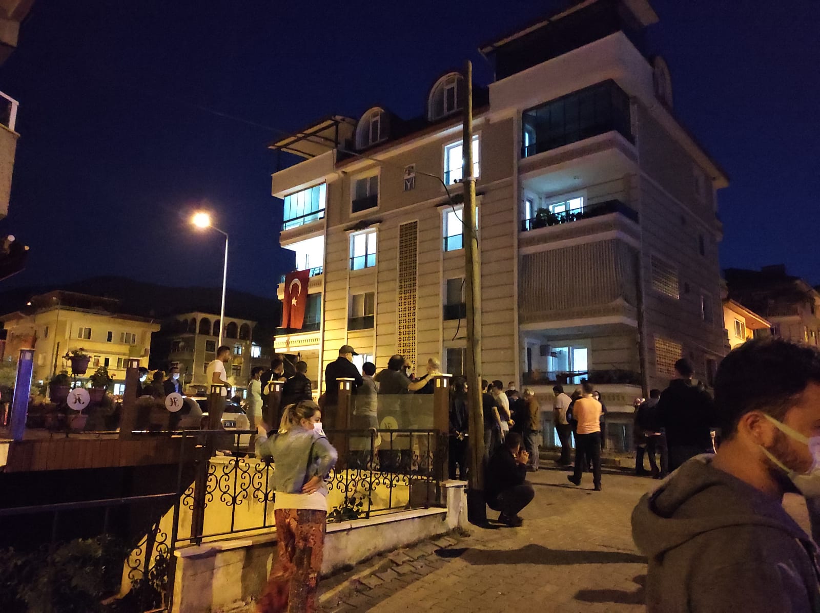 ŞEHİDİN AİLESİNE ACI HABER ULAŞTI