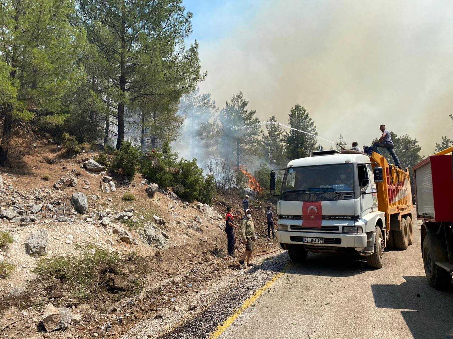 SEYDİKEMER'DE dört yerleşim yeri tedbiren tahliye edildi