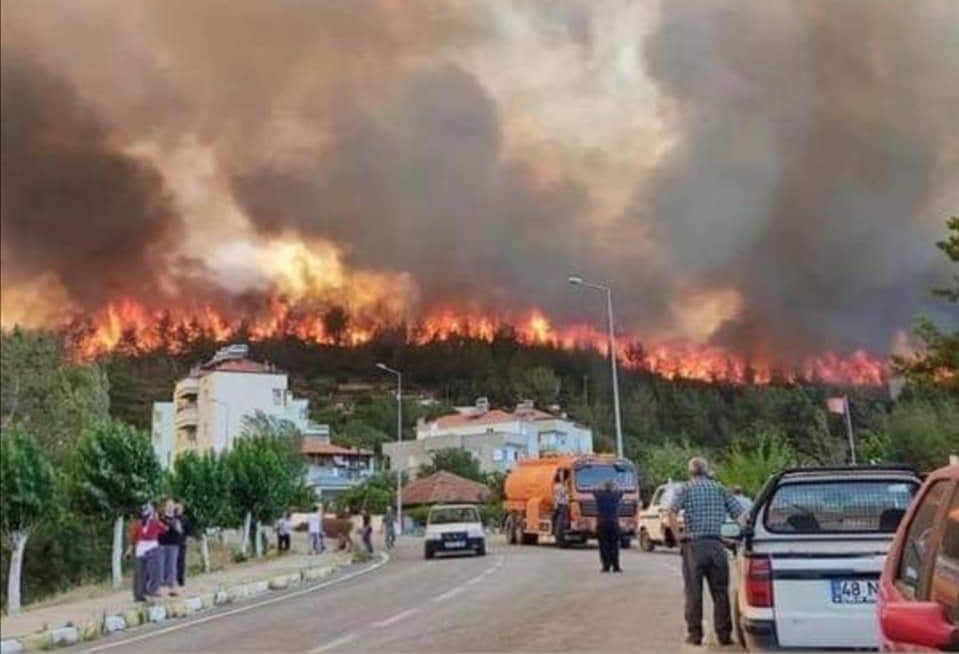 KAVAKLIDERE YANGINI KONTROL ALTINA ALINDI