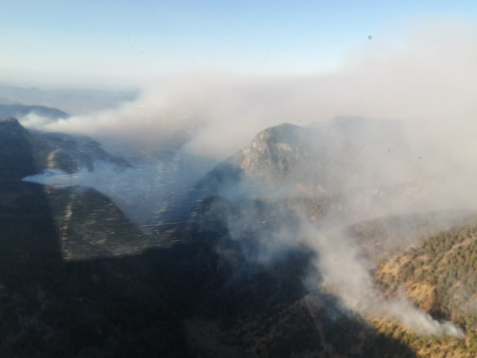 MUĞLA’DA DEVAM EDEN TEK YANGIN KÖYCEĞİZ’DE