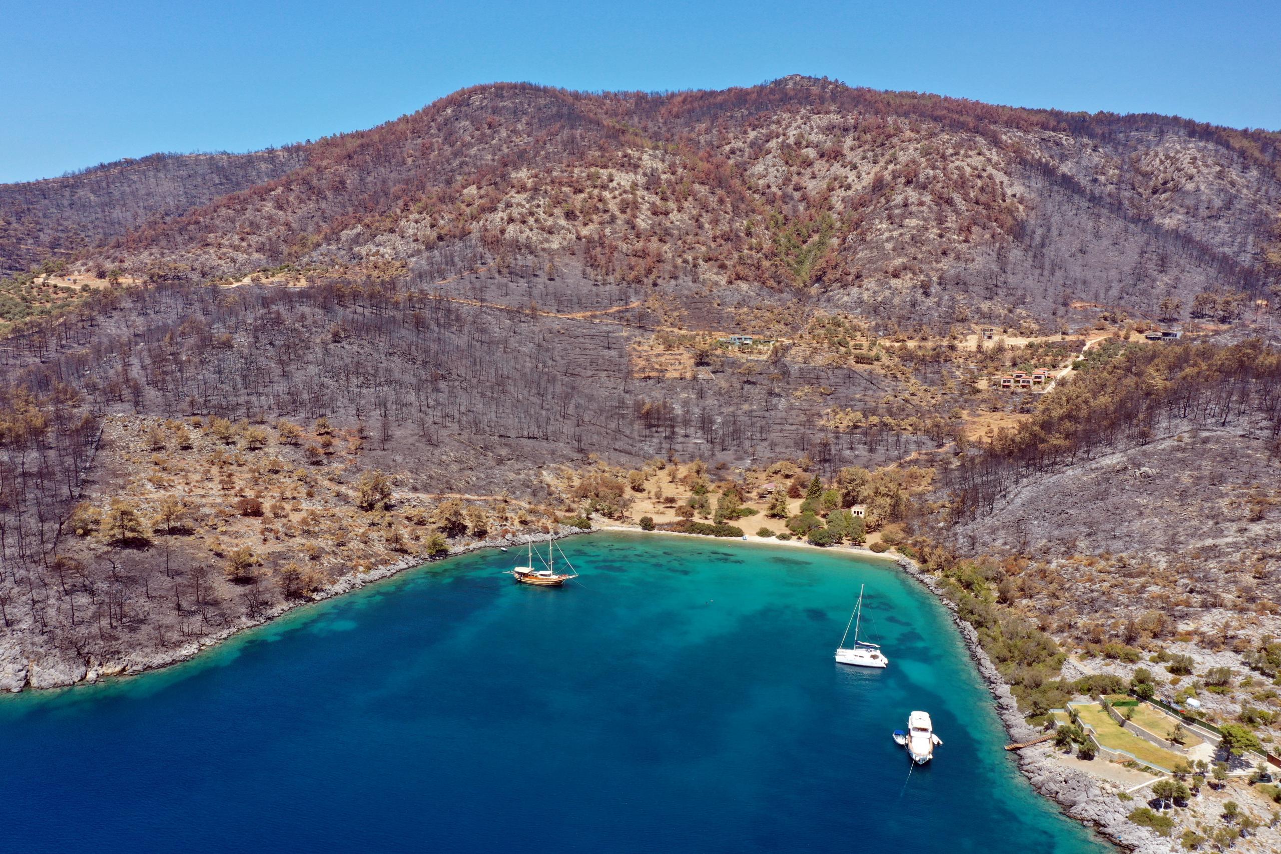 Bodrum ve Milas'taki koylara yatlar ve tekneler gelmeye başladı