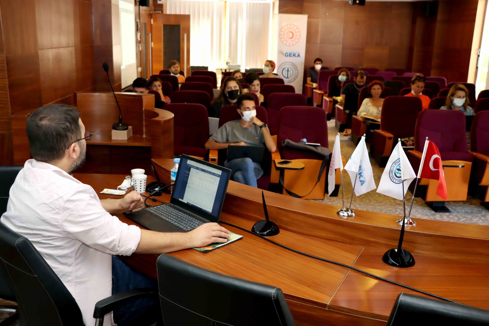 22 sektör temsilcisi dijital pazarlama sertifikası aldı