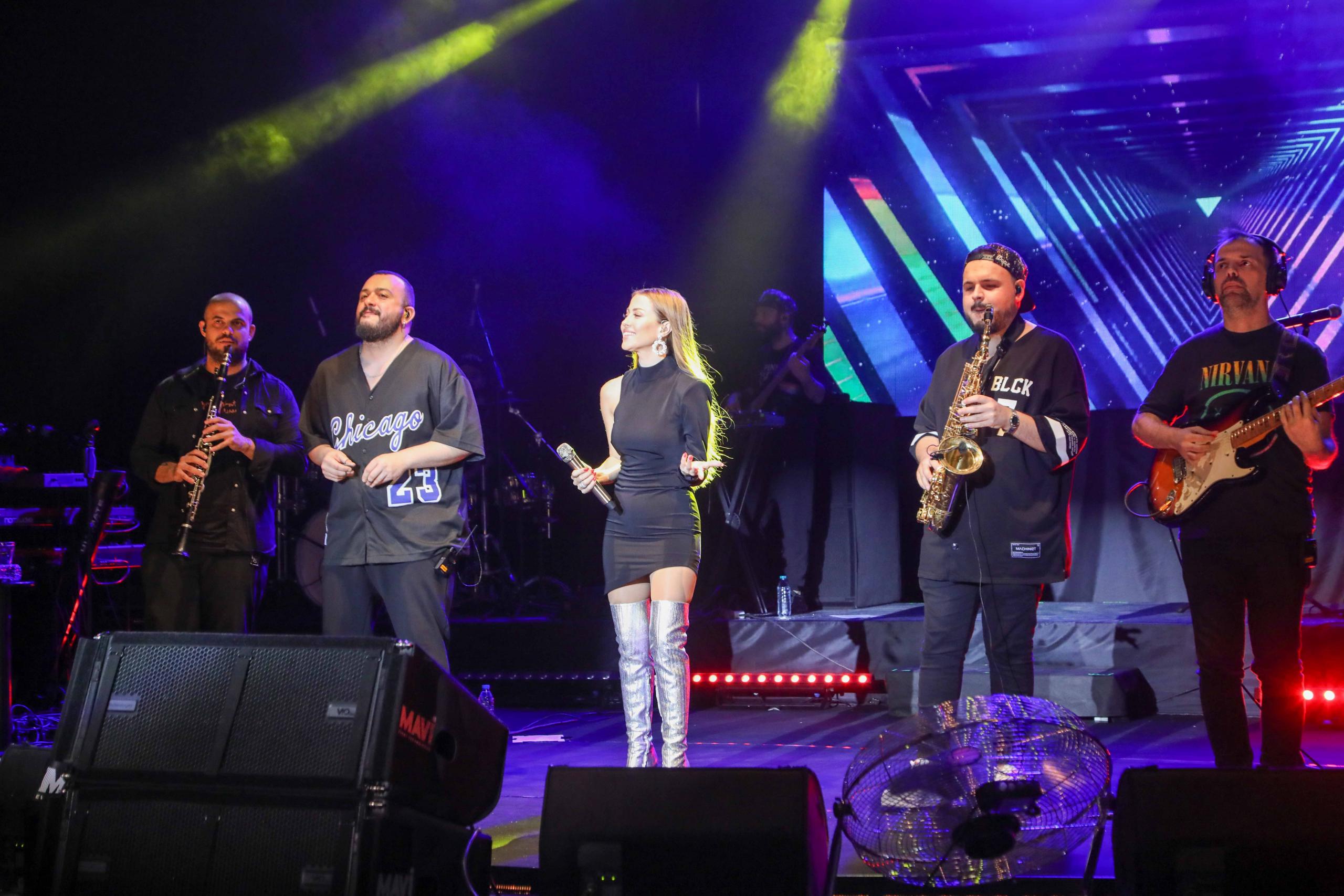 BODRUM BELEDİYESİ SARI YAZ KALE KONSERLERİ DERYA ULUĞ İLE BAŞLADI