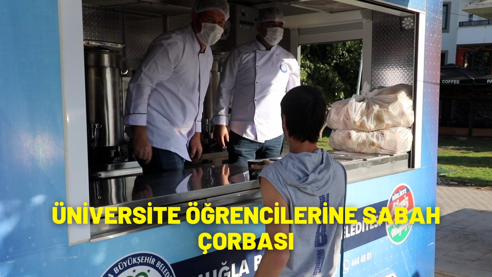 ÜNİVERSİTE ÖĞRENCİLERİNE SABAH ÇORBASI