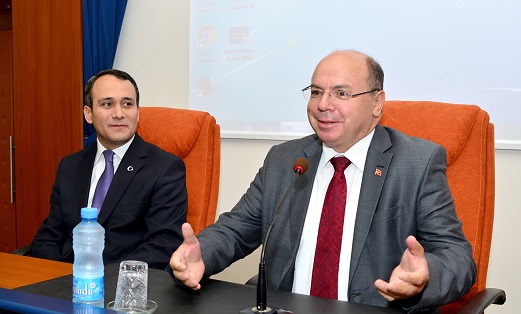 Vali Çiçek ilk toplantısını muhtarlarla yaptı