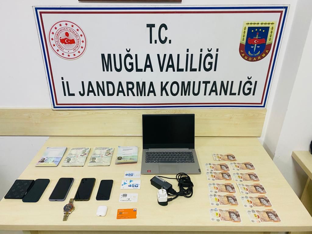 İngiliz vatandaşlarının kaldığı villadan hırsızlık yapan Fas uyruklu 3 kişi tutuklandı