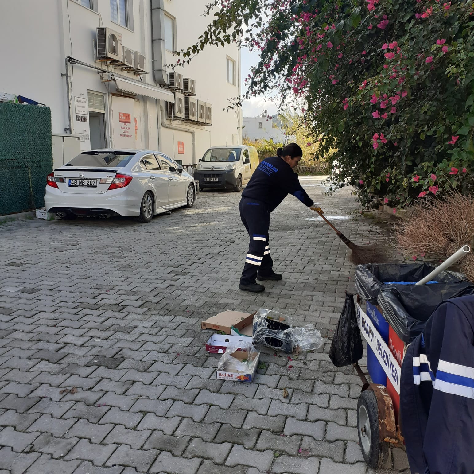  ‘SOKAĞIM TEMİZ BODRUM TEMİZ’