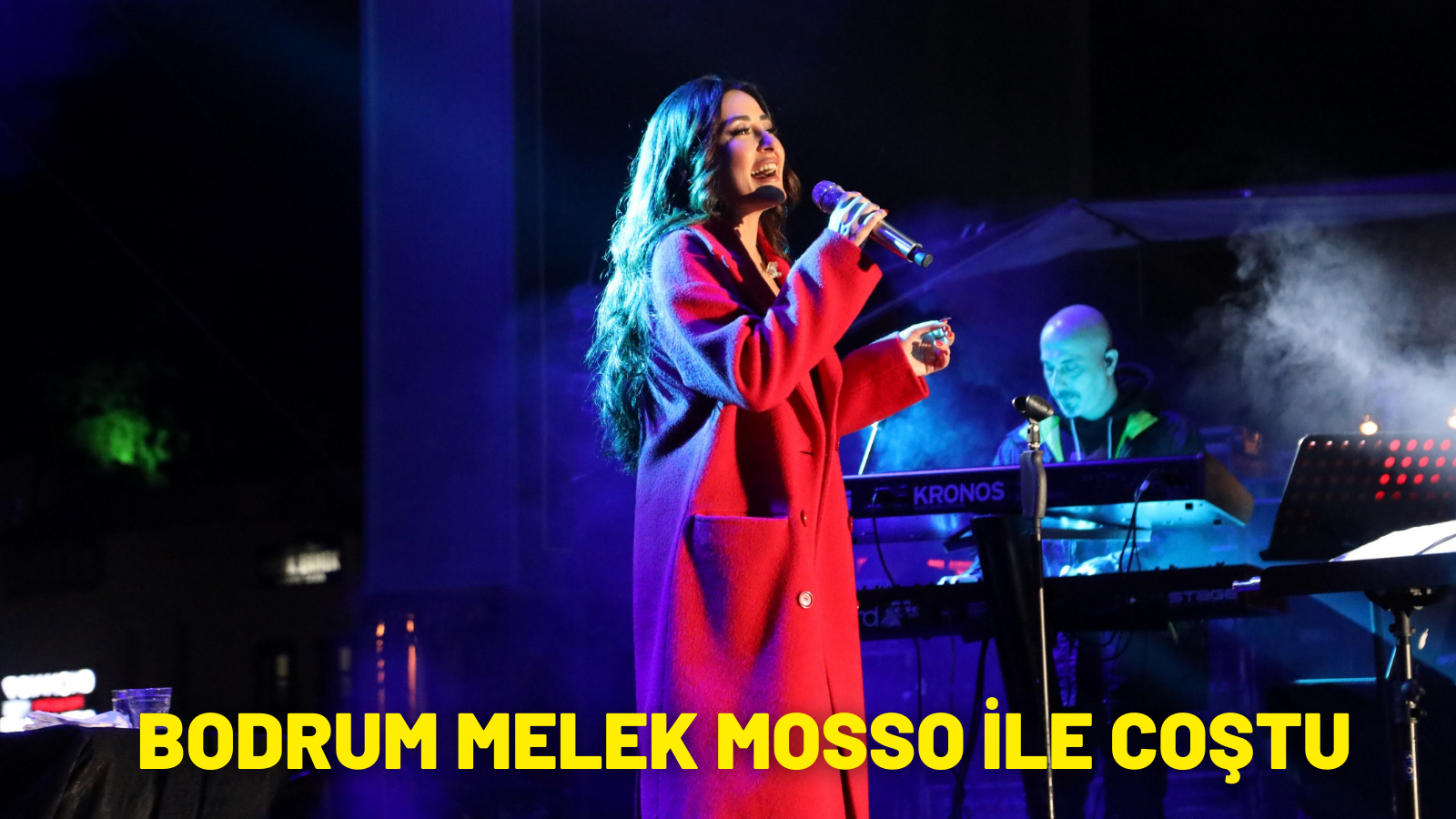 Şarkıcı Melek Mosso yılbaşı şenliği kapsamında Bodrum'da konser verdi