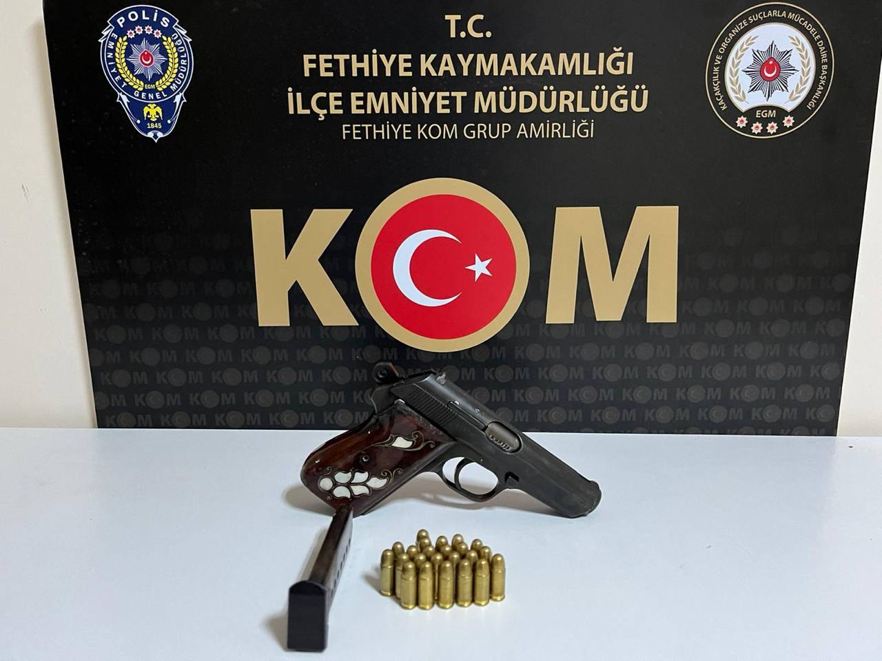 FETHİYE’DE İŞYERİ SOYGUNCULARI KISKIVRAK YAKALANDI