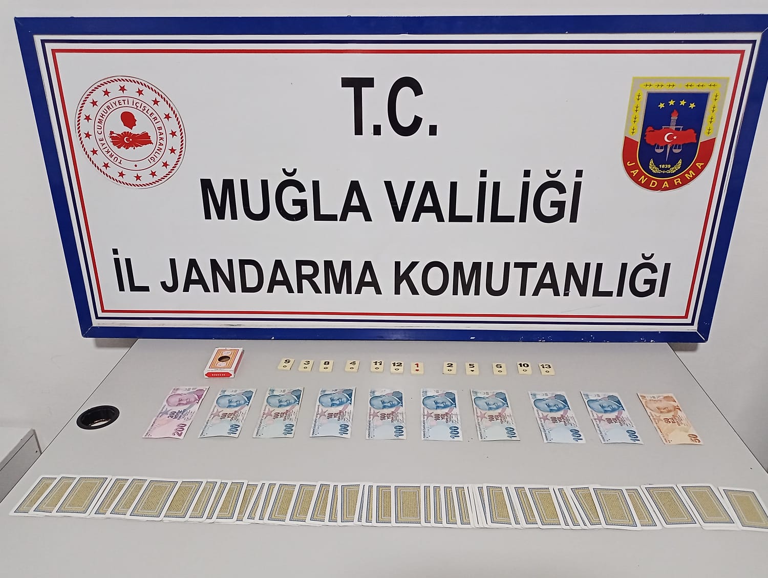 İş yerinde kumar oynayan 6 şahıs hakkında cezai işlem uygulandı