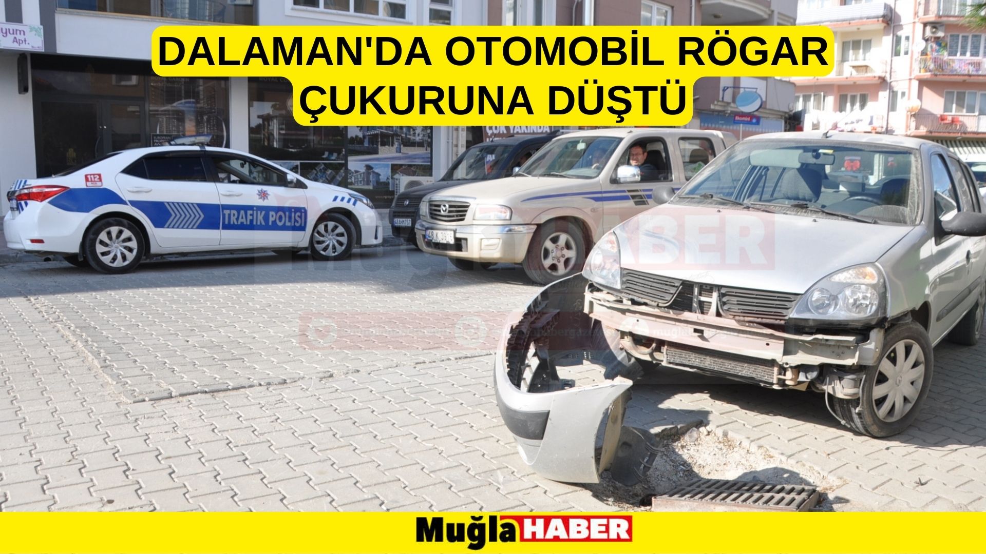 Muğla'da otomobil rögar çukuruna düştü