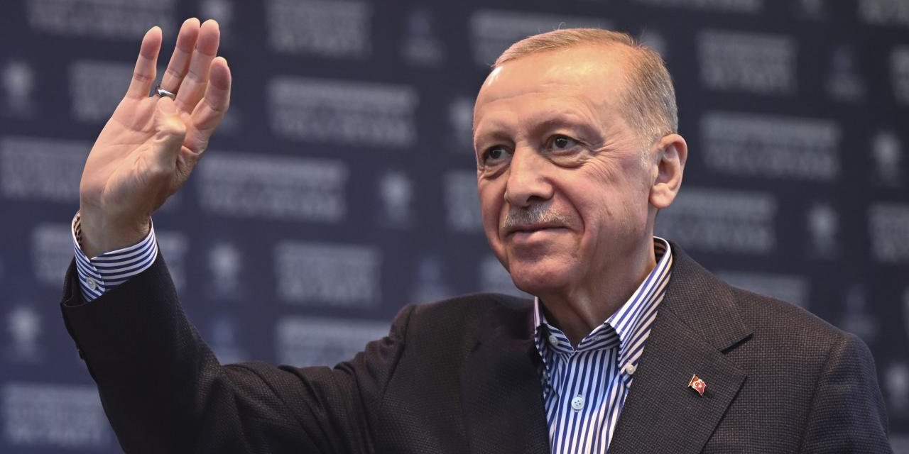 ERDOĞAN'DAN YURT DIŞI SEÇMENE MESAJ: İKİNCİ TURA DA REKOR BİR KATILIM SAĞLADINIZ