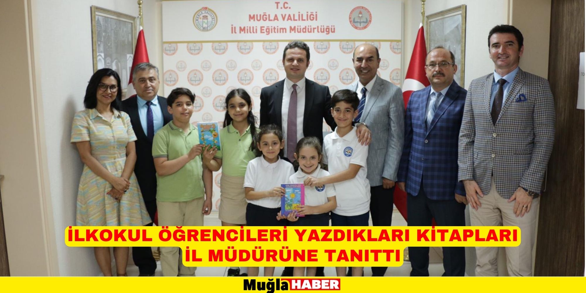 İLKOKUL ÖĞRENCİLERİ YAZDIKLARI KİTAPLARI İL MÜDÜRÜNE TANITTI