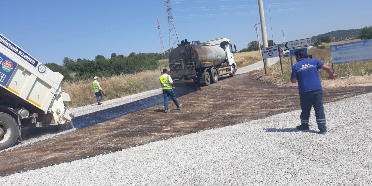 BÜYÜKŞEHİR YATAĞAN’DA SATHİ KAPLAMA VE YENİLEME ÇALIŞMASI BAŞLATTI