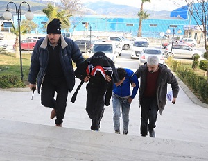 Hırsızlar polisten yardım istedi!