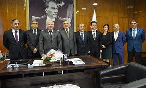 Bayar’dan, Gümüş’e ziyaret
