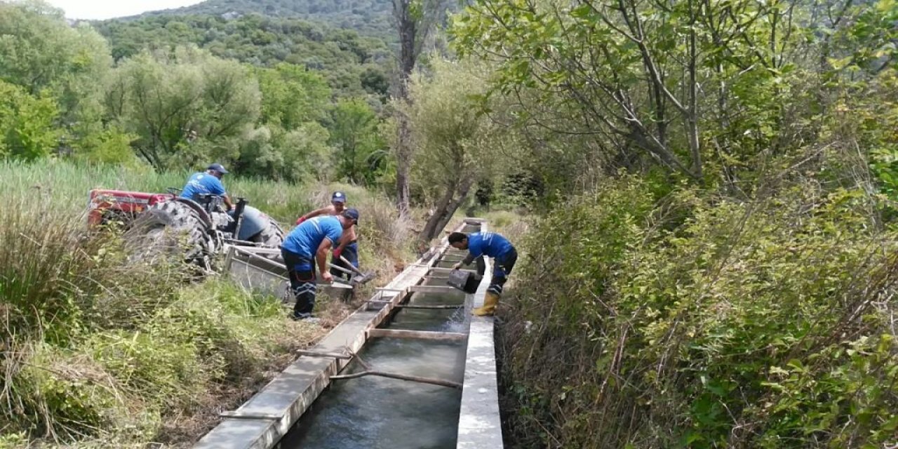 MUĞLA’DA SULAMA KANALI TEMİZLİĞİ YAPILDI