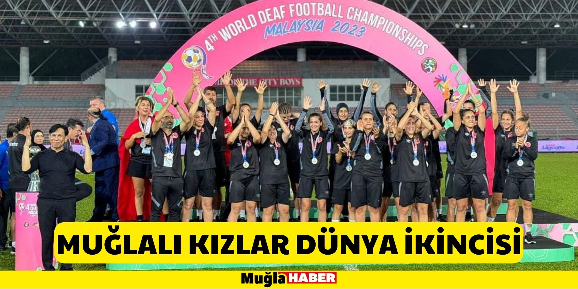 İŞİTME ENGELLİLER KADIN FUTBOL MİLLİ TAKIMI DÜNYA İKİNCİSİ