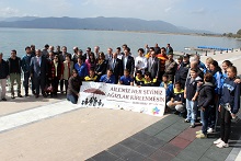 Ezeli rekabet Kürek’te de sürüyor