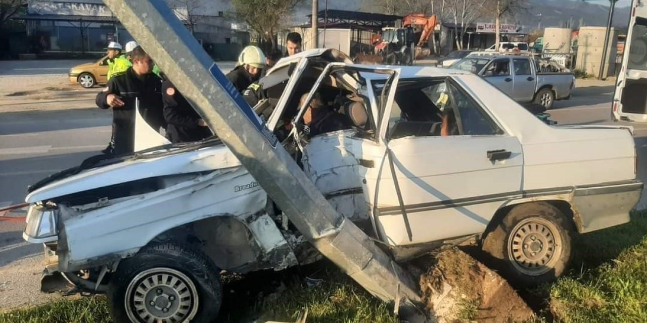 Seydikemer’de trafik kazası; 1 ölü, 1 yaralı