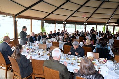 Vali Çiçek yaşlılarla bir araya geldi