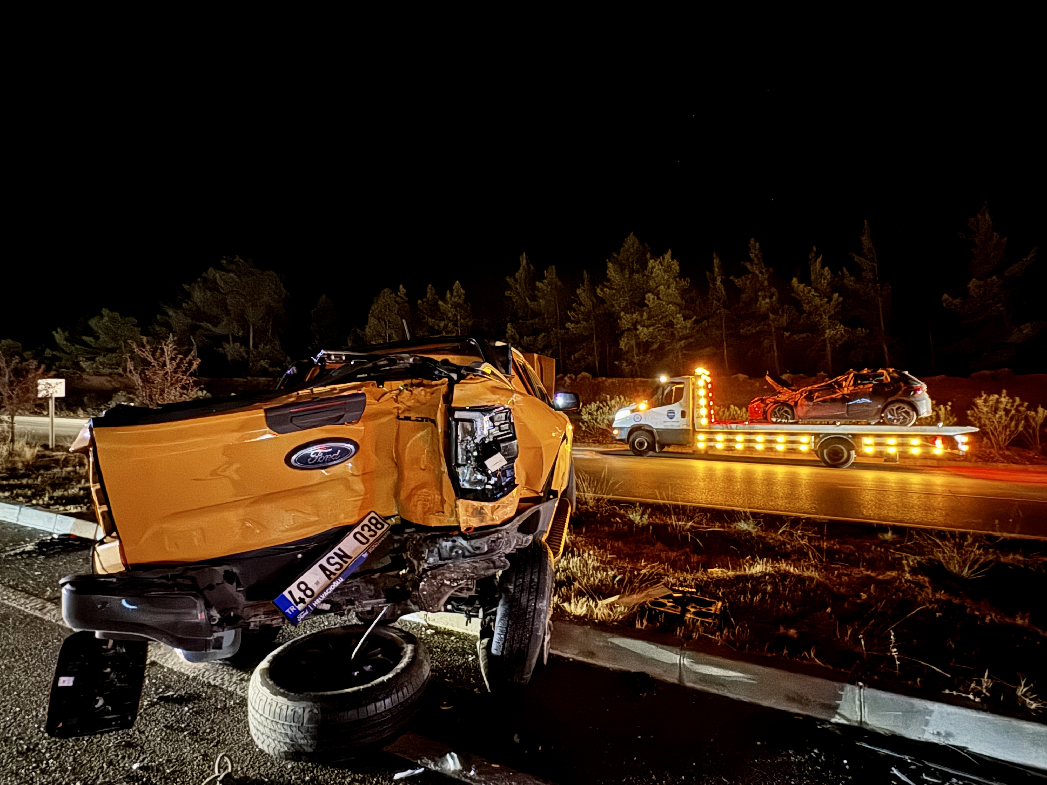 Fethiye'de zincirleme trafik kazasında 1 kişi öldü, 11 kişi yaralandı