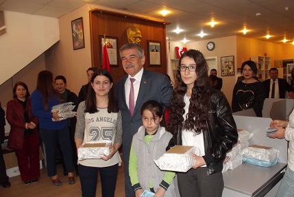 Başkan Işık’tan öğrencilere ödül